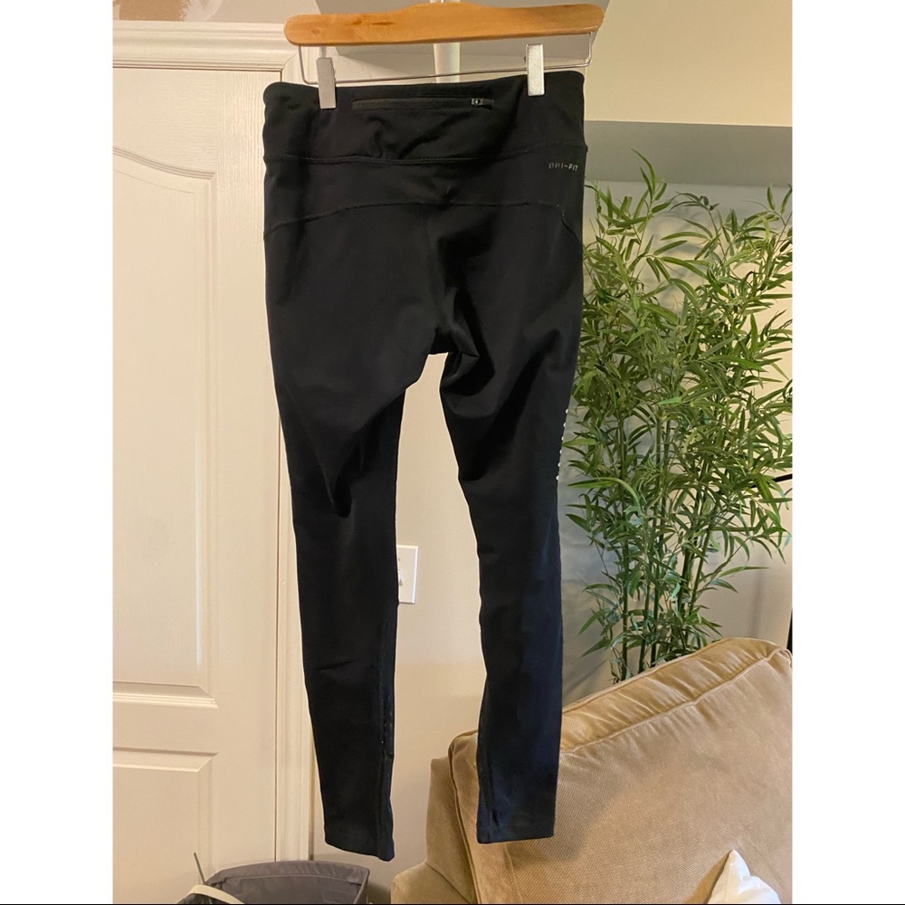 Women’s size s Nike leggings